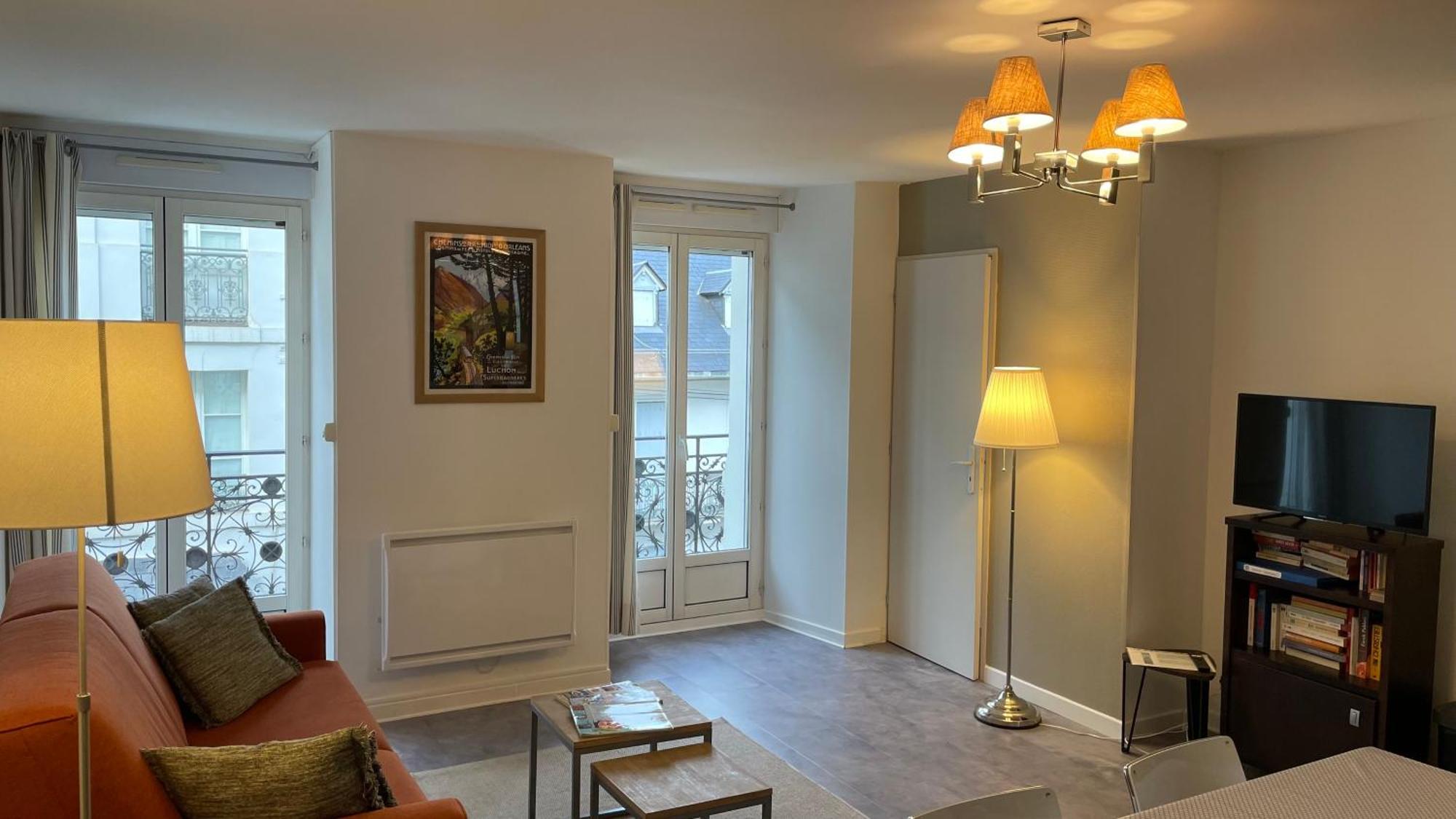 Residence Poste & Golf, Appartement Pour 4 Personnes Au Coeur De Luchon Bagnères-de-Luchon Eksteriør billede